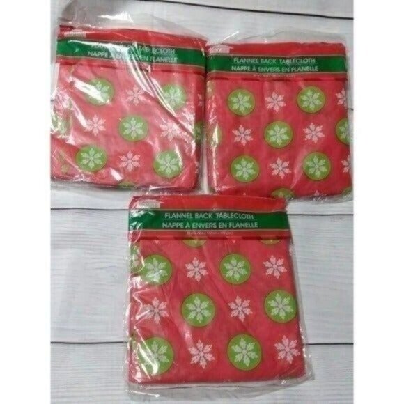 CHRISTMAS HOUSE FLANNEL BACK TABLECLOTHS-SET OF 3-NEW - Picture 1 of 3